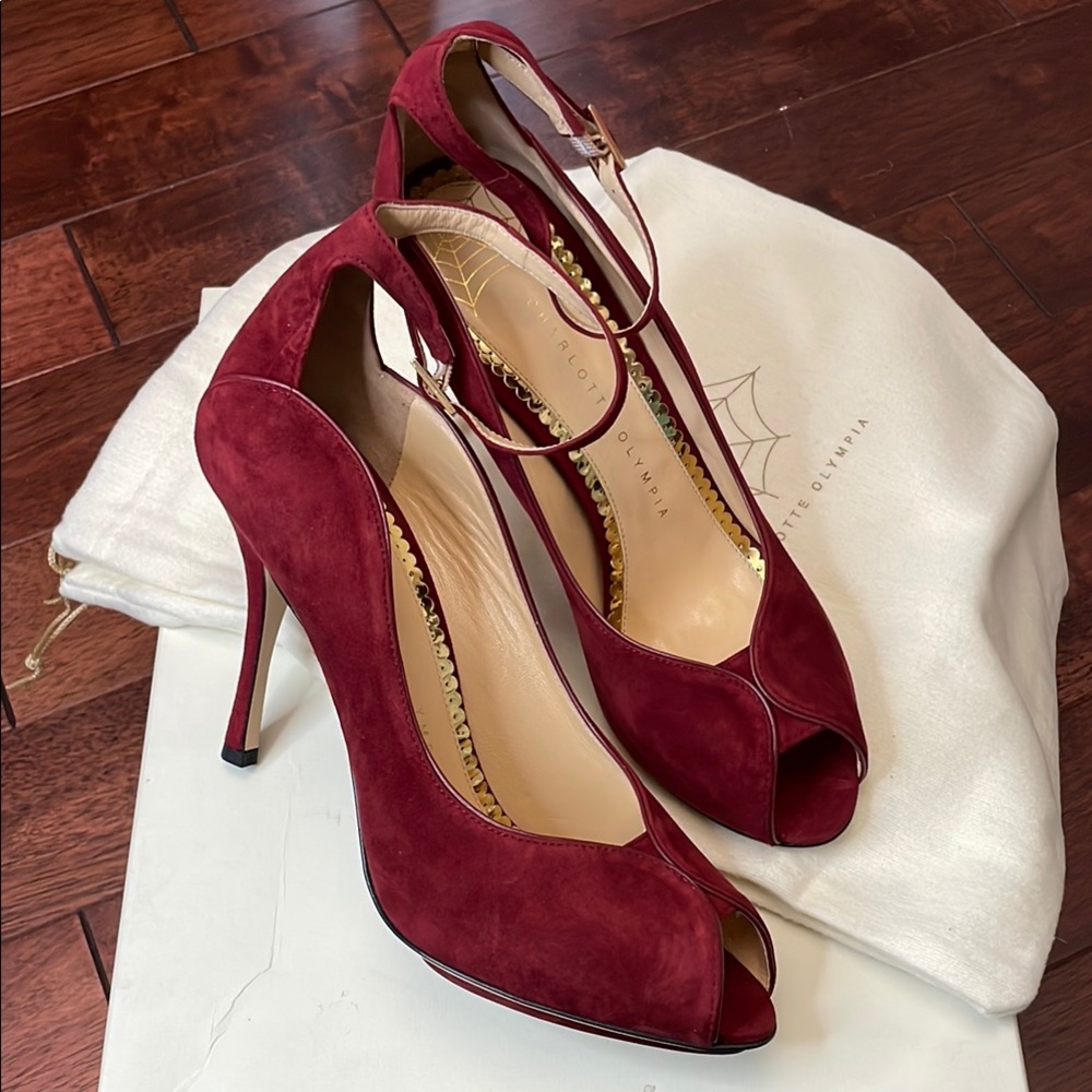 NIB Charlotte Olympia Italy Vida Burgundy Suede Leather Peep Toe Heels 38.5